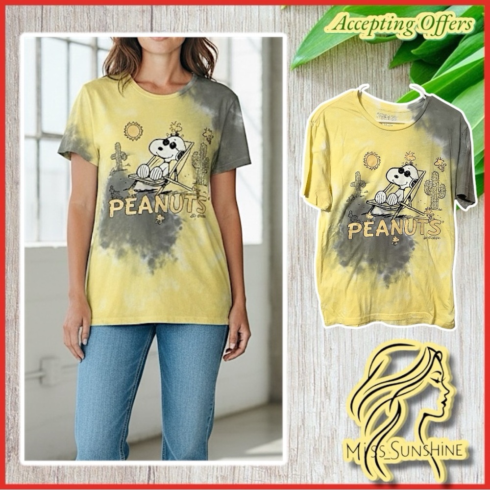 PEANUTS - Sz M - tie dyed short sleeve shirt with Snoopy and Woodstock